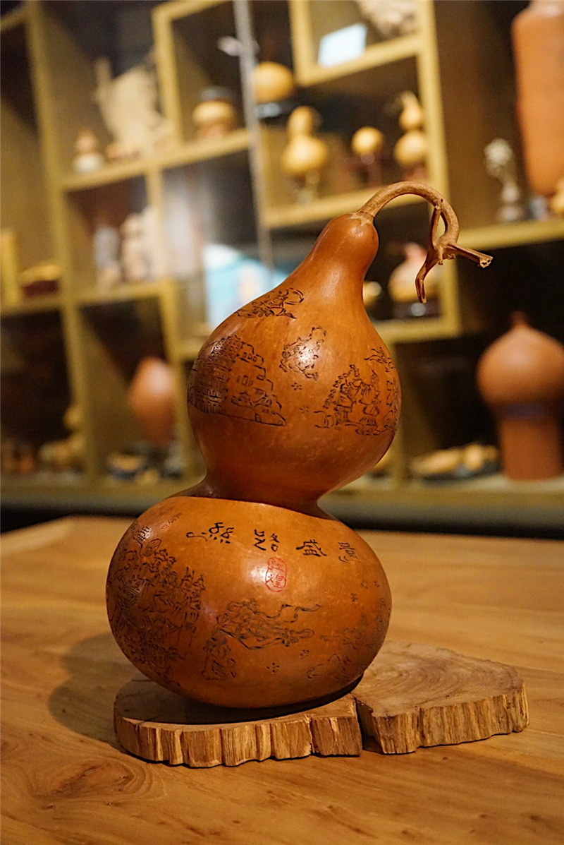 雕刻葫芦.jpg